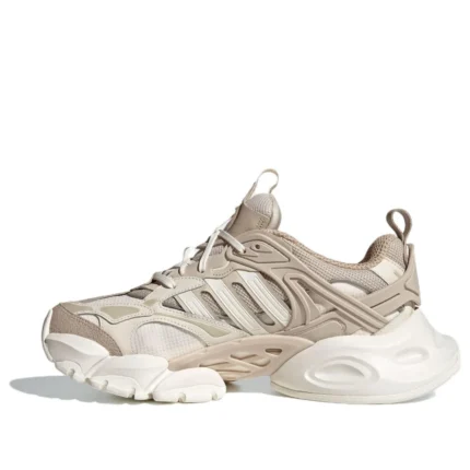 adidas XLG Runner Deluxe beige/white
